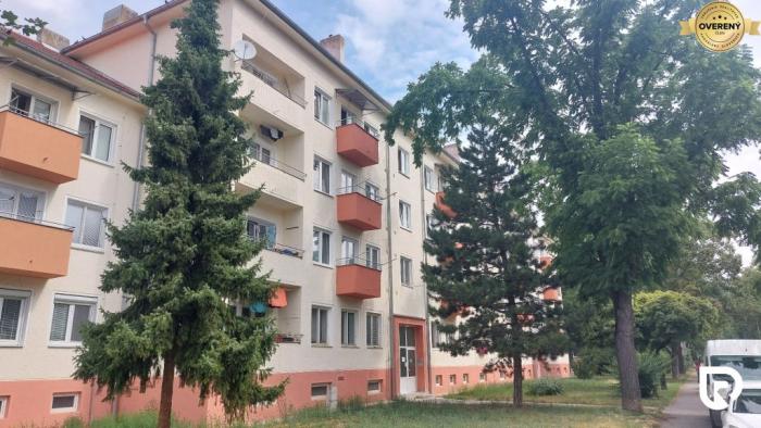 Reality RADO | Predaj 2-izb. bytu 59 m2, Ul. 28. okt. - Trenčín