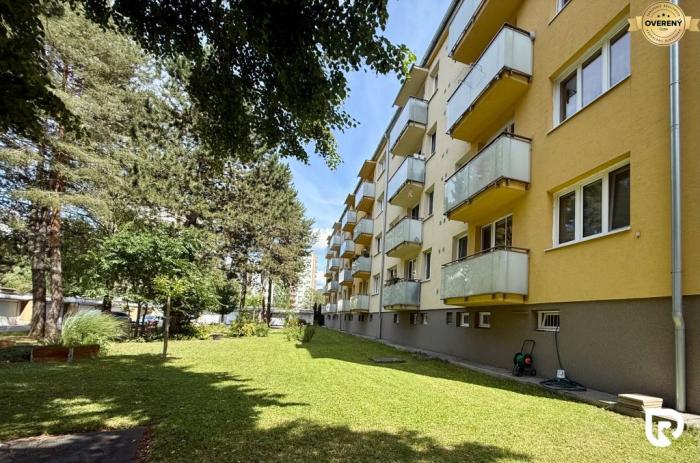 Reality RADO | IBA U NÁS! 3i byt 78 m² s parkovacím miestom | Pred Poľom, TN