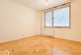 Reality PREDAJ: 2-izbový byt na prízemí (49,46 m²) Senica - Centrum