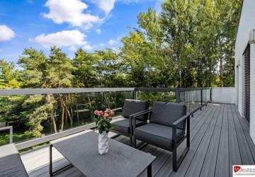 Reality Na predaj nádherný 4 izbový luxusný byt,176 m2 + terasy 55 m2,2 garáž.