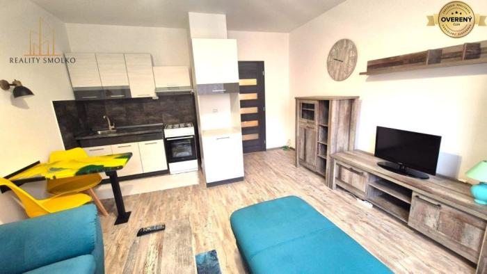 Reality Prenájom - 1 izbový byt, kompletná rekonštrukcia, 43m², Tomášikova