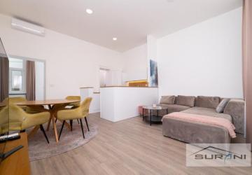 Reality Na prenájom | Priestranný 2-izbový byt | 89,50 m² | Staré Mesto – Sládkovičova ulica