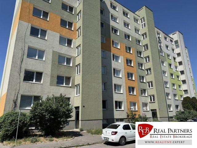 Reality REB.sk Predaj pekný 1 izbový byt, 35 m2, Dudvážska ulica, BA II.