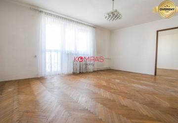 Reality TEHLOVÝ, VEĽKÝ 3-IZB.BYT V CENTRE MESTA S LODŽIOU V NAJLEPŠEJ LOKALITE