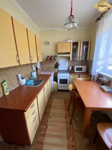 Reality Predaj 3 izbového bytu vo Vyhniach