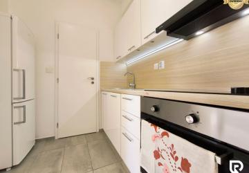 Reality RentHub | svetlý 2i byt | pivnica  | 44 m² | Kukučínová