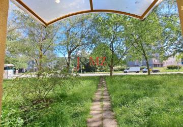 Reality Garsónka 21, 50 m2 s pivnicou, ul. P.O.Hviezdoslava, Levice (SM – 899)