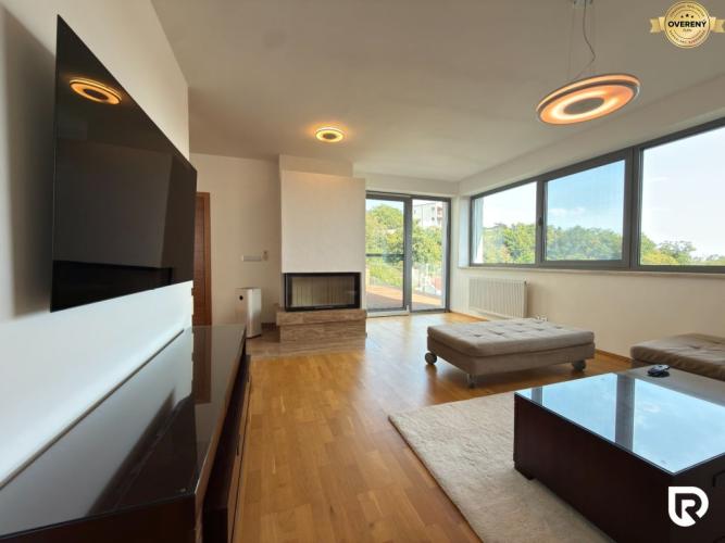 Reality RADO | 4-izbový byt 125m2 + terasa 45m2 | Staré Mesto