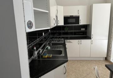 Reality 1,5 izbový byt po staršej kompletnej rekonštrukcii – Šalviová ul.