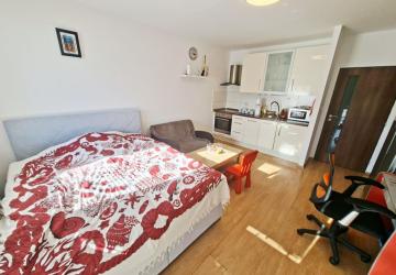 Reality Predaj garsónky (32 m2) s balkónom na Bebravskej ul. vo Vrakuni