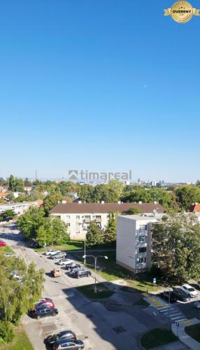 Reality Svetlý a tichý 3i byt po rekonštrukcii, s panoramatickým výhľadom