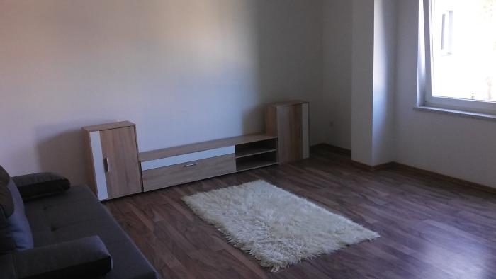 Reality Prenájom väčšej garzónky v centre mesta Čadca