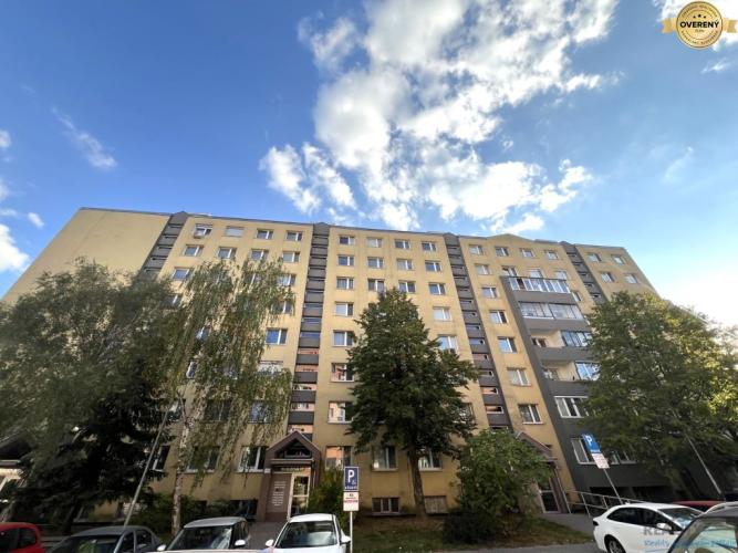 Reality PREDAJ zariadený, 3-izb. byt s dvoma loggiami, Pribišova ul.