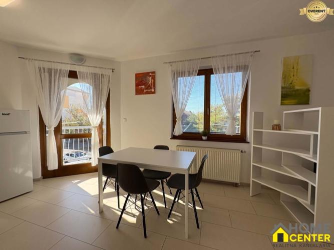 Reality NA PRENÁJOM 1,5 izbový byt s balkónom v centre mesta