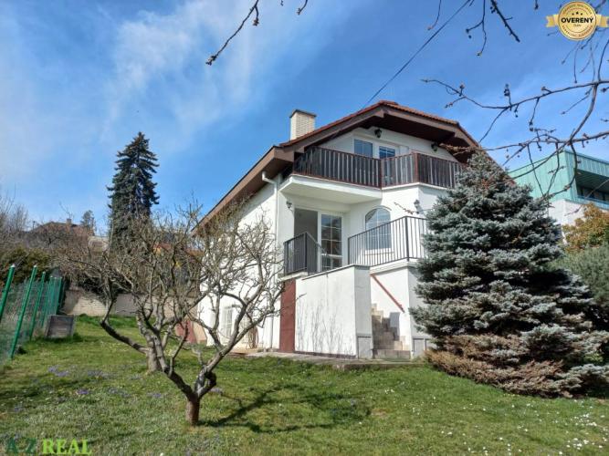 Reality Prenájom rodinného domu na Kolibe, Dvanásta ulica.