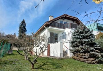 Reality Prenájom rodinného domu na Kolibe, Dvanásta ulica.