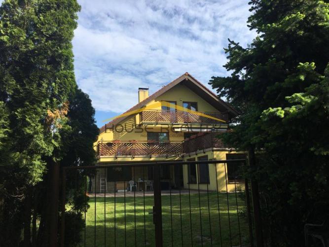 Reality Predaj nadštandardný 9 izb. dvojgeneračný RD, okr. Senec, Nová Dedinka