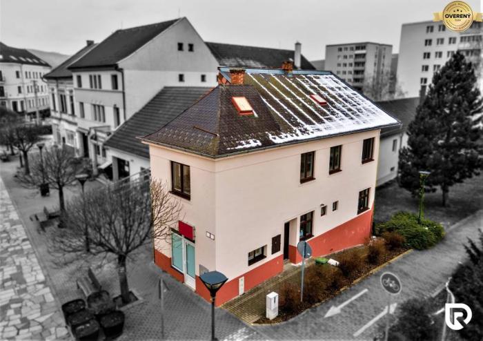 Reality RADO | 4 izbový RD v meste Brezová pod Bradlom