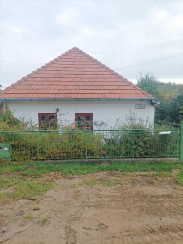 Reality RODINNÝ DOM LUŽIANKY - PREDAJ