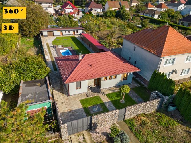 Reality PNORF – novostavba 4i bungalova s garsónkou, terasa, bazén, garáž, 4x sklad, 987 m2, Šalgočka