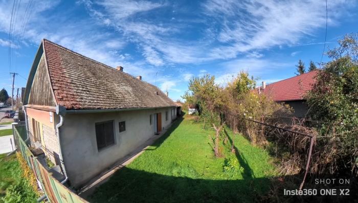 Reality 3i. izb. RD 90m2 aj ako chalupa, Zemianska Olča, okr. Komárno, pozemok 856m2, pôvodný stav