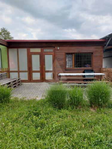 Reality 1-izbový dom dom, Chalmová