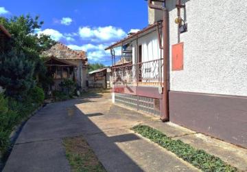 Reality Rodinný dom 1+3 s ústredným kúrením + vedľajšie stavby