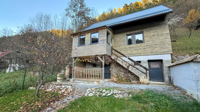 Reality dom, Hiadeľ