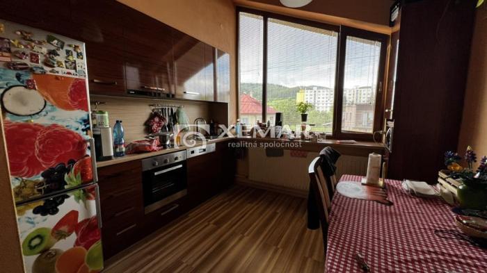 Reality Predaj: Rodinný dom s 3 bytovými jednotkami, Banská Bystrica