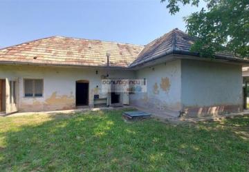 Reality ZNÍŽENÁ CENA --- na predaj rodinný dom v obci Plavé Vozokany - postavený na pozemku o výmere 