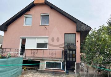 Reality 4-izbový dom dom, Komárno, Robotnícka štvrť, Zvolenská