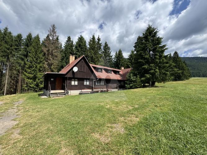 Reality 7 a viac-izbový dom dom, Jakubovany