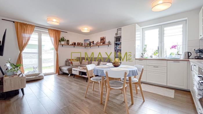 Reality NOVÁ CENA! Novostavba, 3-izbový rodinný dom, zariadený, Horná Potôň