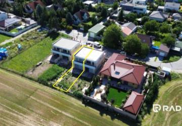 Reality RADO | 4-izbový dvojdom 103m2 | Jarovce - Kožušnícka ul.