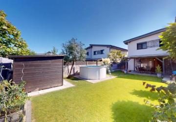 Reality 4i. RD kol. 2017, Slovenský Grob, lokalita Malý Raj, len 15km od BAA, 2x kúpeľňa, KLÍMA, 2x parking