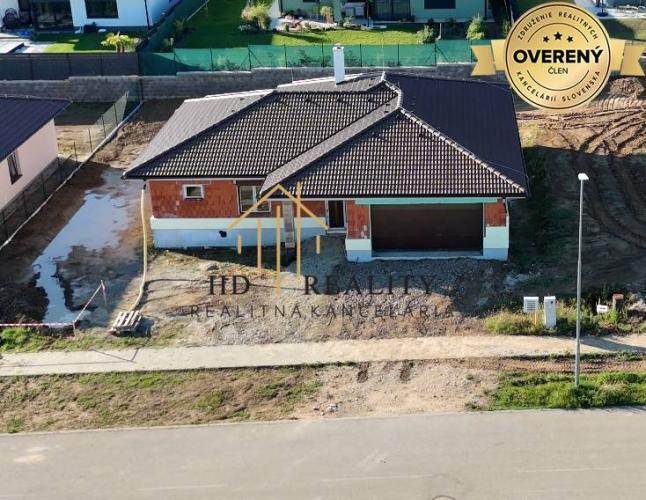 Reality HD REALITY, Vám ponúka 4-izbový rodinný dom v Nitre - Lužianky