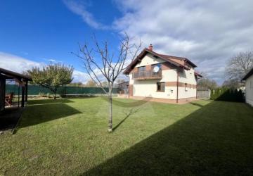 Reality 5-izbový dom dom, Necpaly