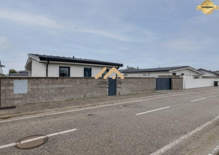 Reality Novostavba samostatne stojaceho RD, tepelné čerpadlo, Slovenský Grob