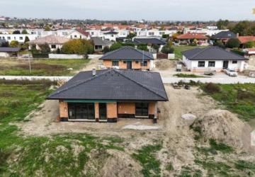Reality 4-izbový rodinný dom s garážou v TOP lokalite, Bernolakovo Jelšova