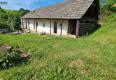 Reality Romantický pozemok s pôvodným domom v obci Hubina