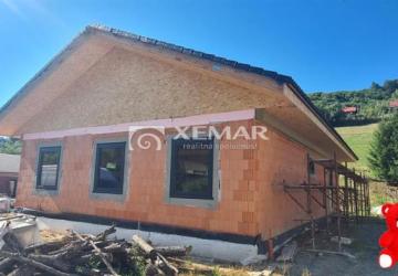 Reality PREDAJ - Rozostavaný rodinný dom Hriňová