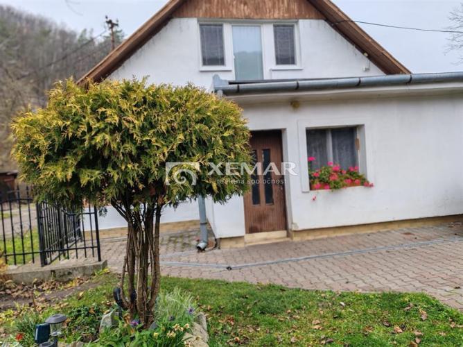 Reality Rodinný dom v Hodruša Hámre / Žarnovica