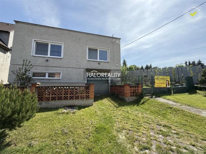 Reality REZERVOVANÉ - Predaj, rodinný dom Skačany, Cintorínska ulica - EXKLUZÍVNE HALO REALITY