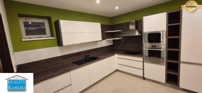 Reality Na prenájom TOP de LUXE rodinný dom 3+1 s garážou +poz. 1225 m2