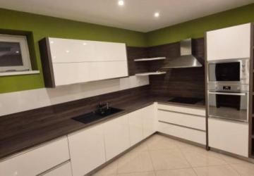 Reality Na prenájom TOP de LUXE rodinný dom 3+1 s garážou +poz. 1225 m2