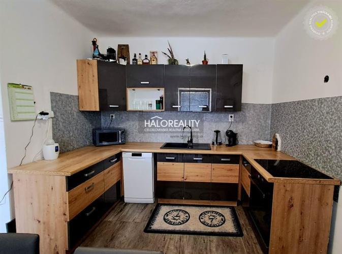 Reality Predaj, rodinný dom Borovce, 2 x 3-izbový byt - ZNÍŽENÁ CENA - EXKLUZÍVNE HALO REALITY