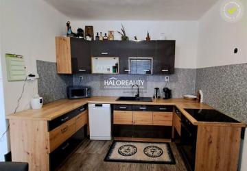 Reality Predaj, rodinný dom Borovce, 2 x 3-izbový byt - ZNÍŽENÁ CENA - EXKLUZÍVNE HALO REALITY