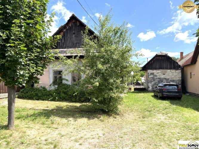 Reality Rodinné domy s gankom na krásnom pozemku-v centre Detvy, jeden majiteľ