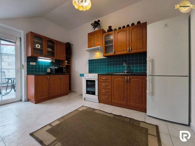 Reality RentHub | 2i byt v rodinnom dome | 65 m | Bratislavská | Záhorská B.