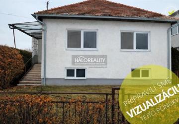 Reality Predaj, rodinný dom Kozárovce, pekný zachovalý stav, garáž, investičný pozemok - EXKLUZÍVNE